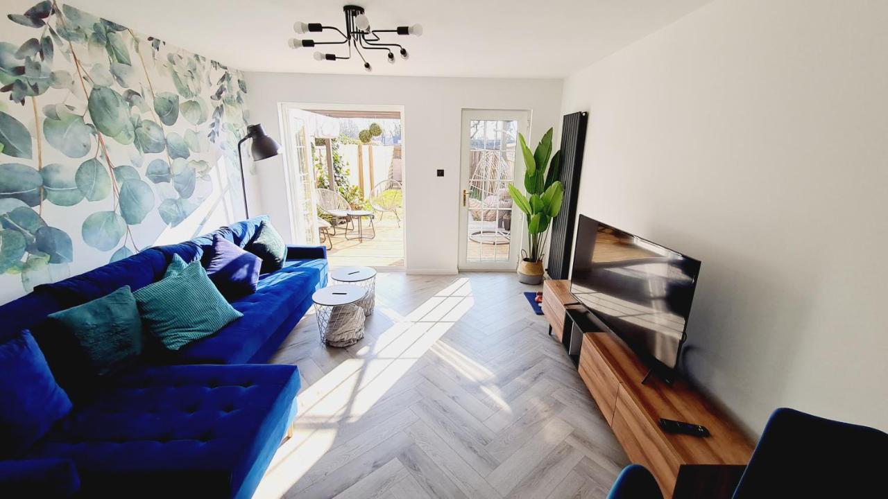 Beautiful 2Bed House With Garden, Walking Distance To Town - Free Parking Apartment Glasgow Exterior photo