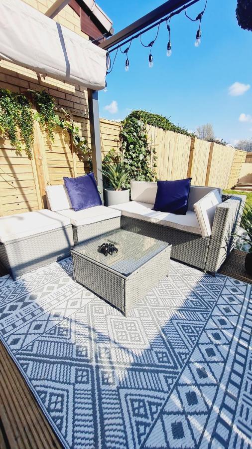 Beautiful 2Bed House With Garden, Walking Distance To Town - Free Parking Apartment Glasgow Exterior photo