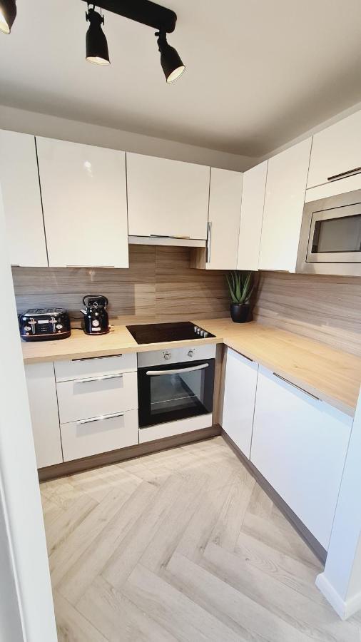 Beautiful 2Bed House With Garden, Walking Distance To Town - Free Parking Apartment Glasgow Exterior photo